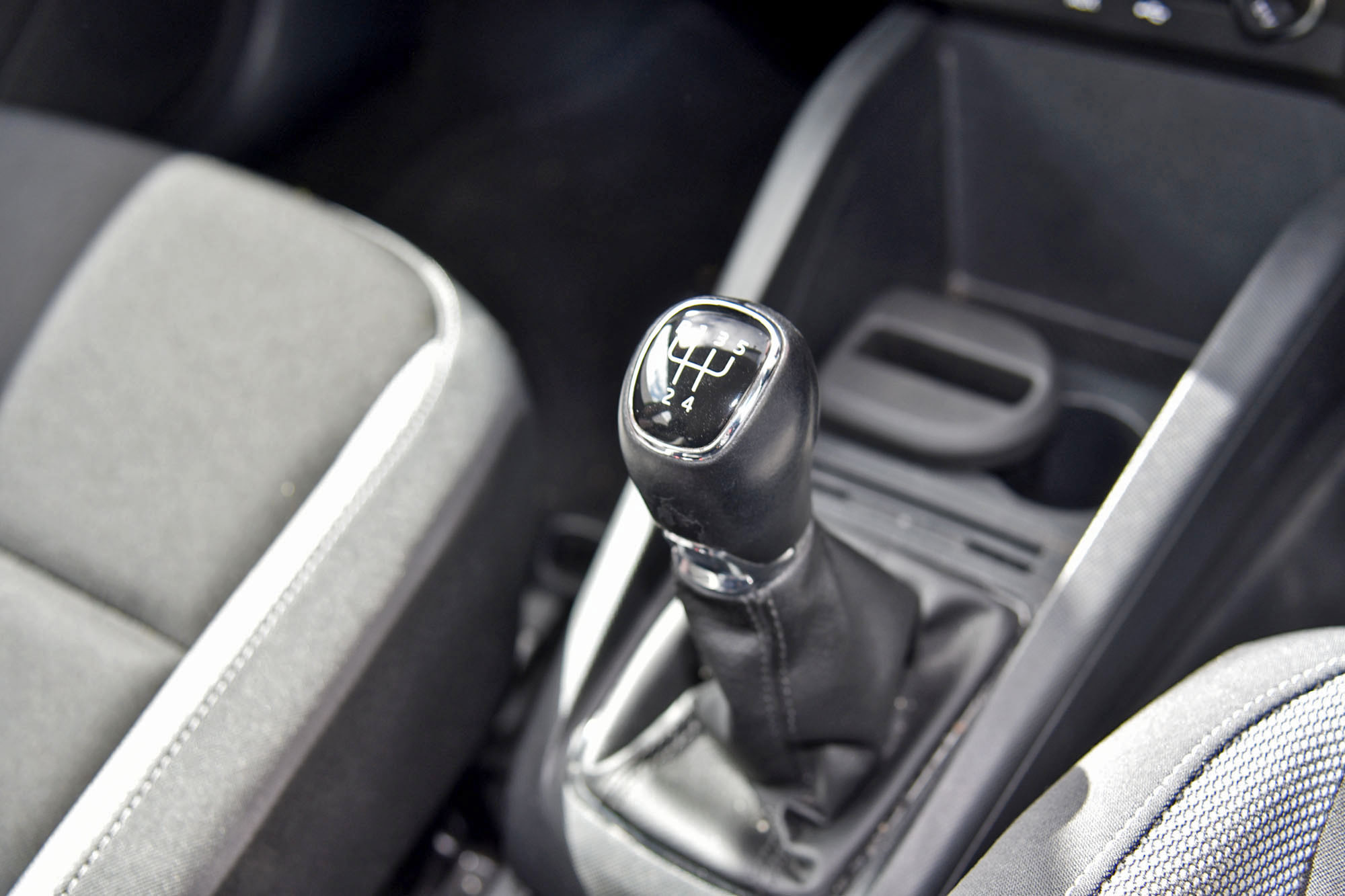 
										2016 Skoda Fabia 66TSI Hatchback Manual full									